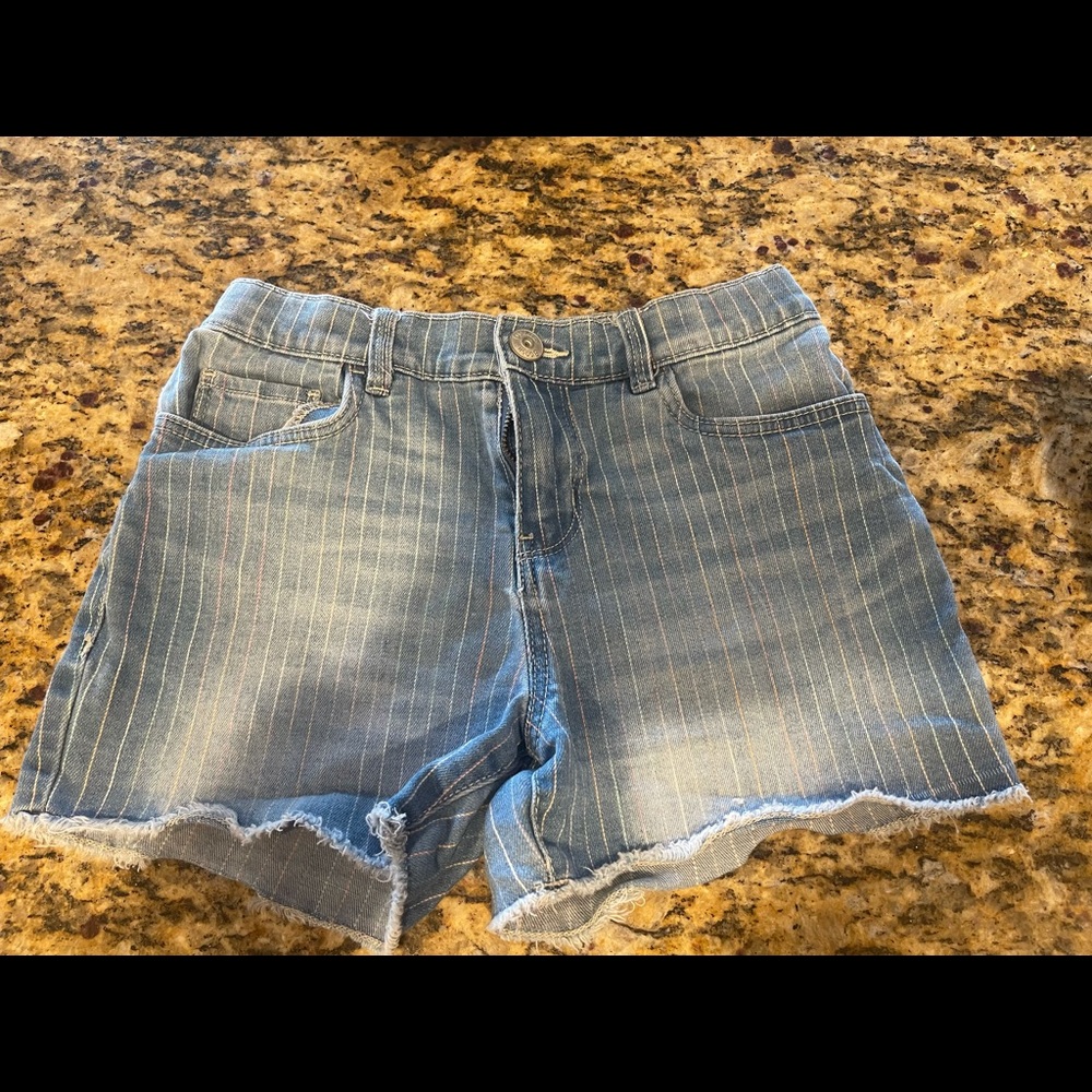 Girls Oshkosh shorts